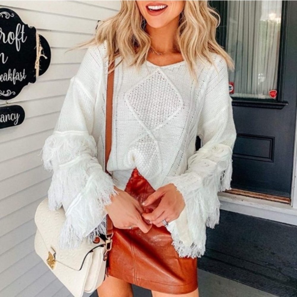 Bohemian Fringe Textured White Sweater - Picture 5 of 8